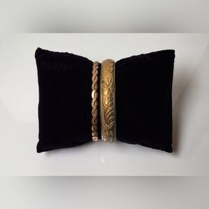 2 Vintages Bangles Copper Bronze Colour - Wear Them Together Or By Themselves